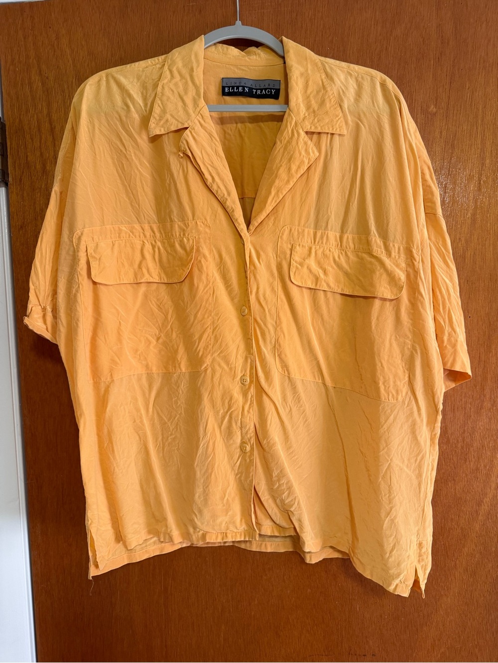 🌝 Vintage Silk button down shirt 🌝 - Picture 2 of 7
